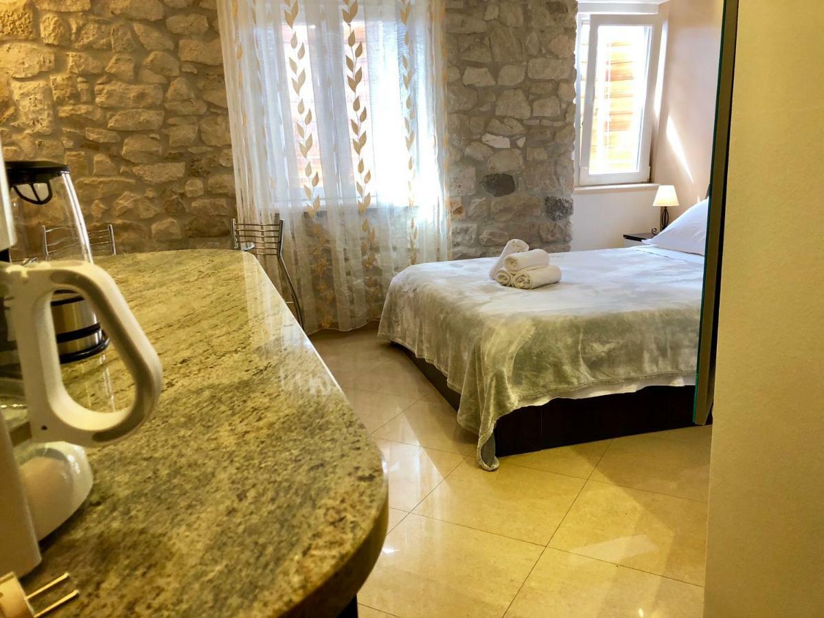 Apartments Feral Trogir Exterior foto